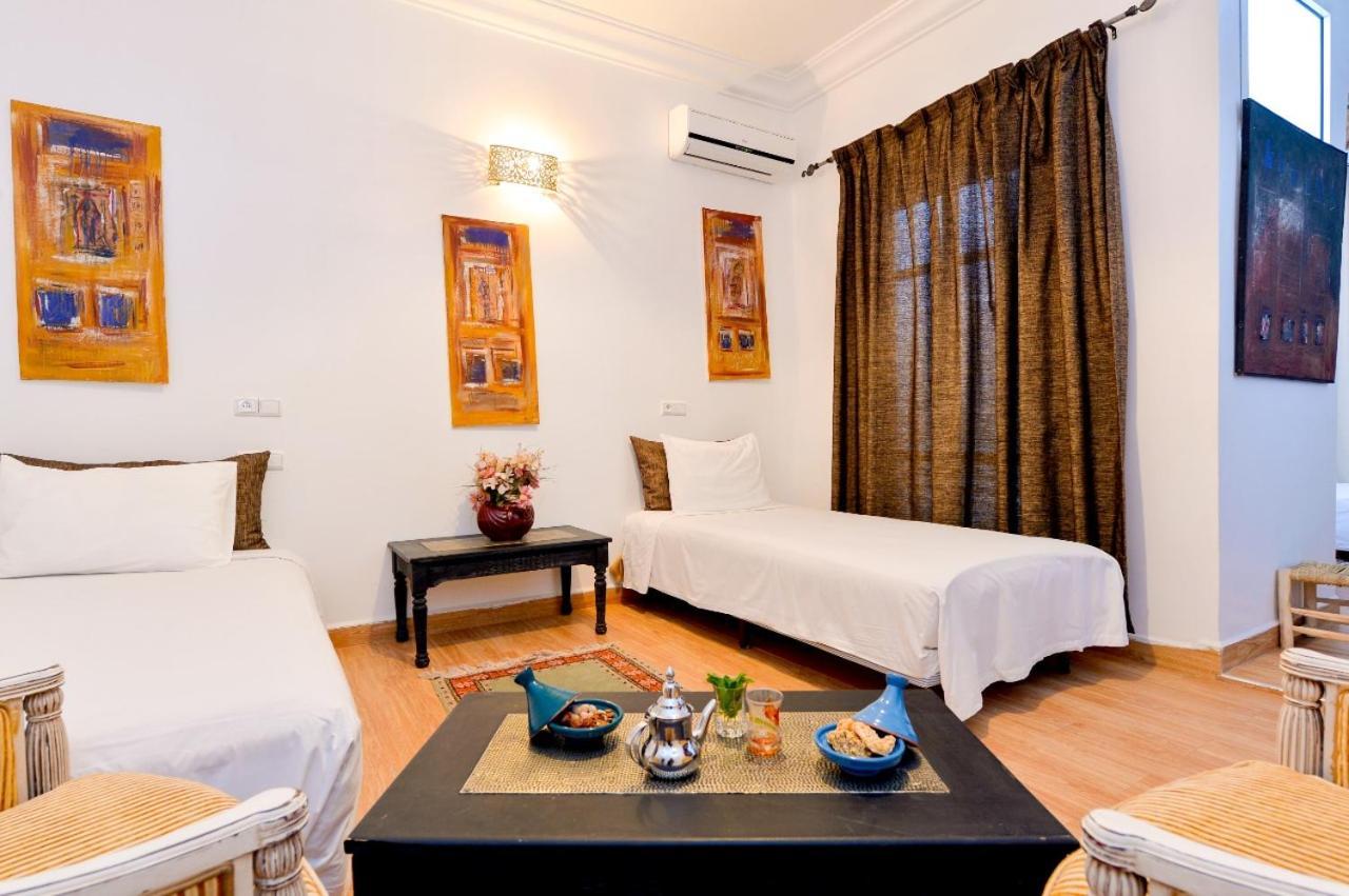 L'Auberge De Tennis Msc Oulad Lahsene Extérieur photo