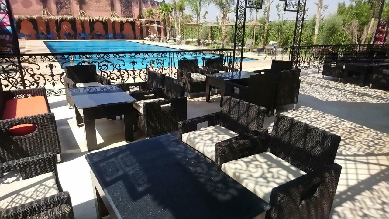L'Auberge De Tennis Msc Oulad Lahsene Extérieur photo